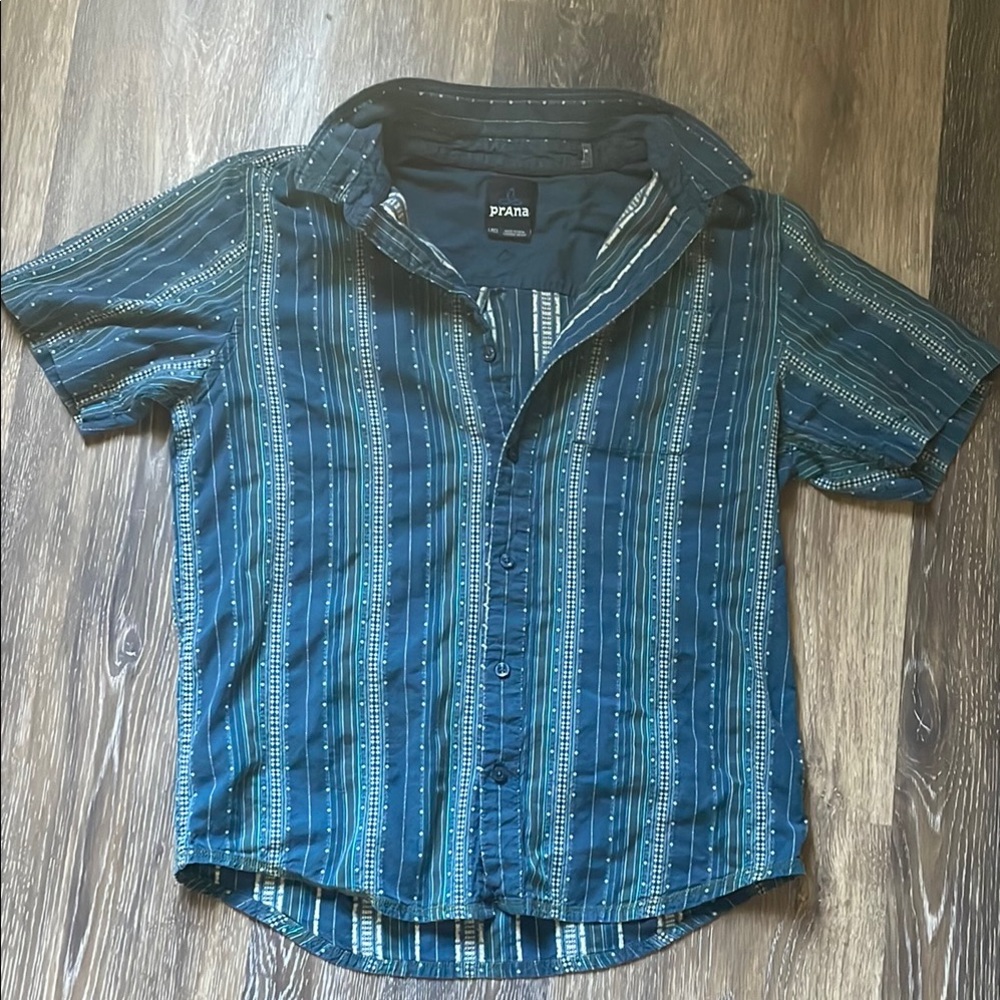 PRANA Shirt - Picture 2 of 7